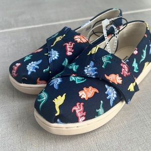 New dinosaur Tom’s size 10t